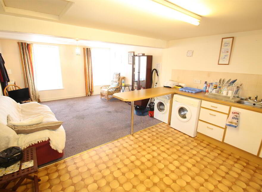 30 And 30a, Lisburn Street, Ballynahinch, BT24 8BD