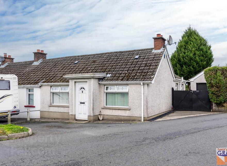 125 Gallows Street, Dromore, BT25 1BH photo