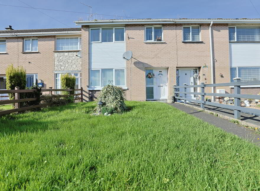 42 Sleepy Valley, Richhill, Armagh, BT61 9QY photo