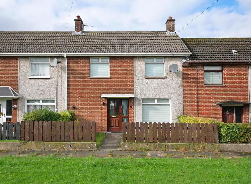 34 Castleward Park, Belfast, BT8 7DG photo