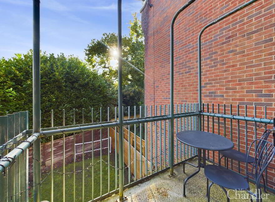 6 Balmoral Mews, Belfast, BT9 6NU