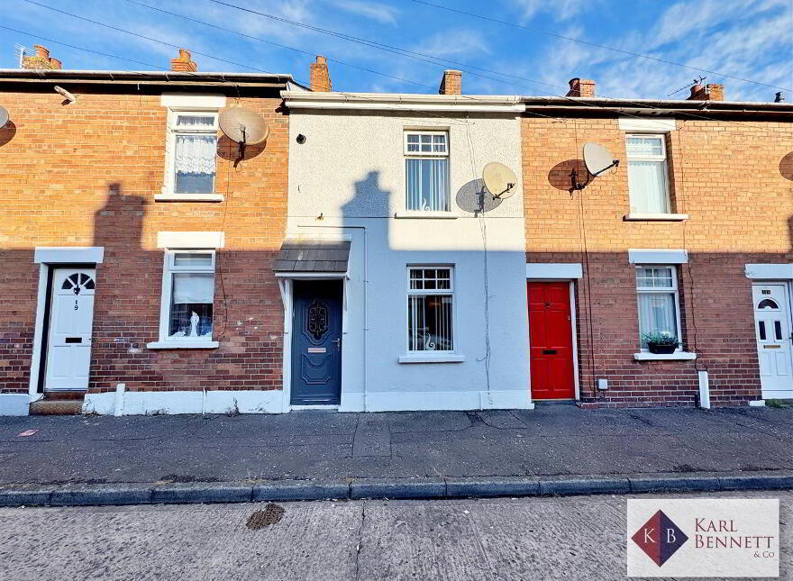 17 Castlereagh Parade, Belfast, BT5 5GT photo