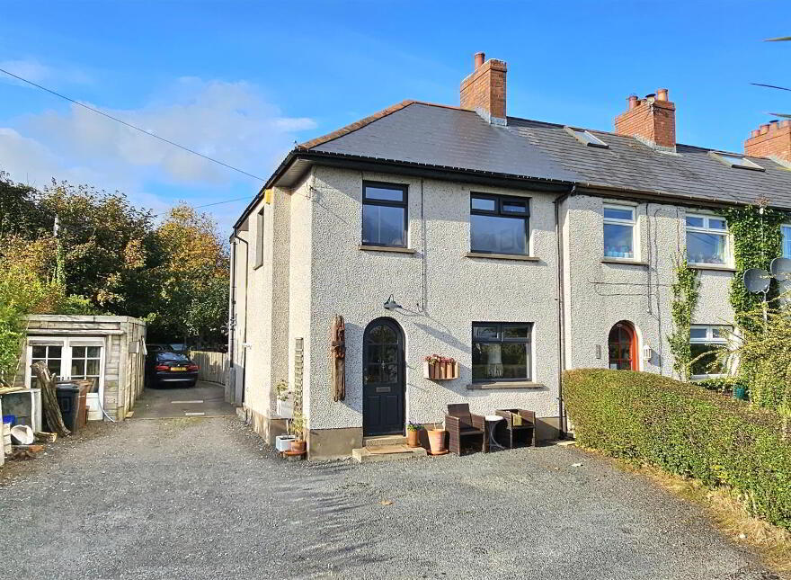 90 Shore Road, Greenisland, Carrickfergus, BT38 8UE photo