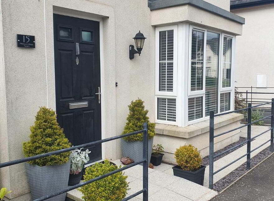 15 Millmount Village Square, Dundonald, Belfast, BT16 1YX