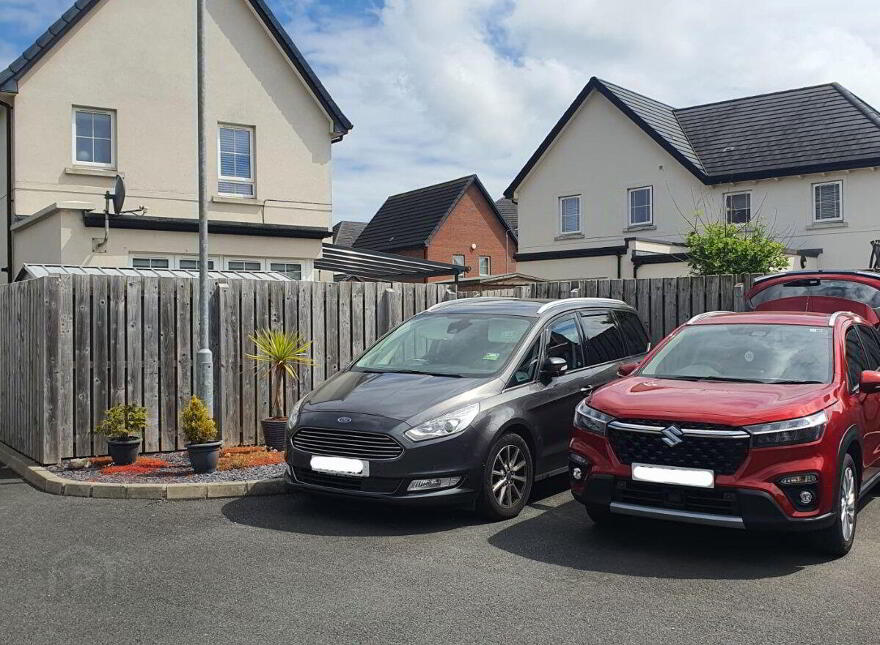 15 Millmount Village Square, Dundonald, Belfast, BT16 1YX