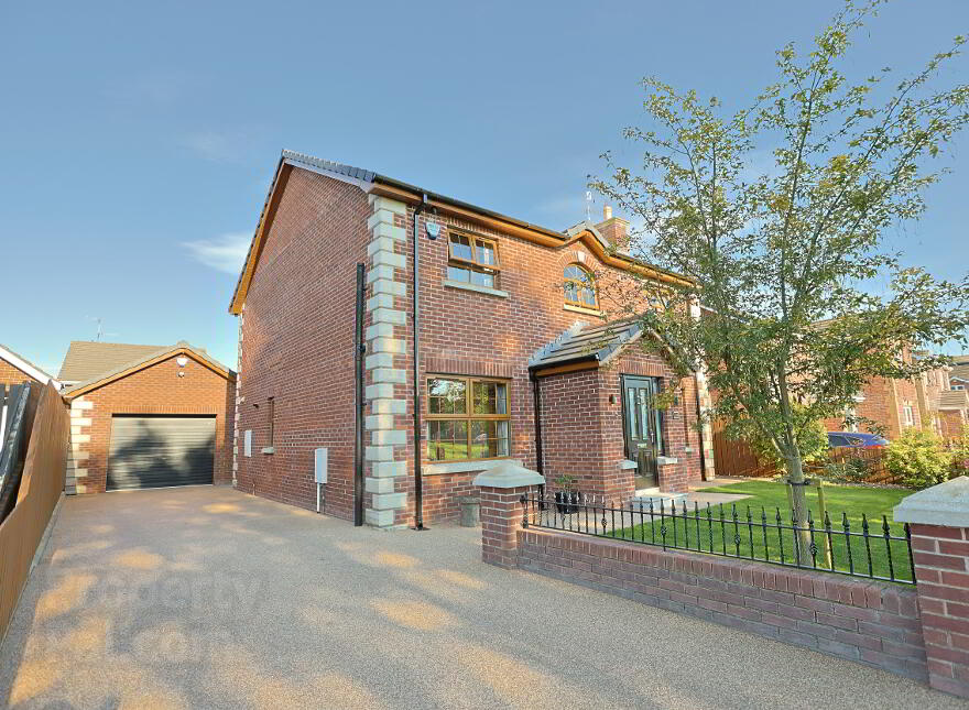 125 Larkfield Meadows, Moyraverty, Craigavon, BT65 5JD photo