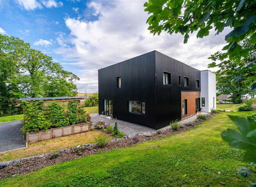 235a Millisle Road, Donaghadee, BT21 0LN