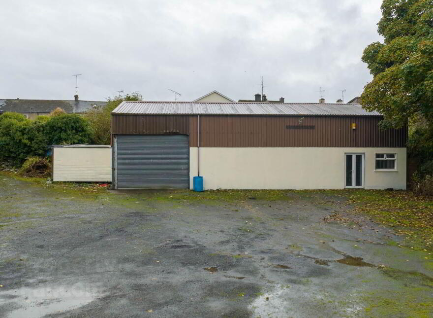 Longford Street, Arvagh, H12D254 photo