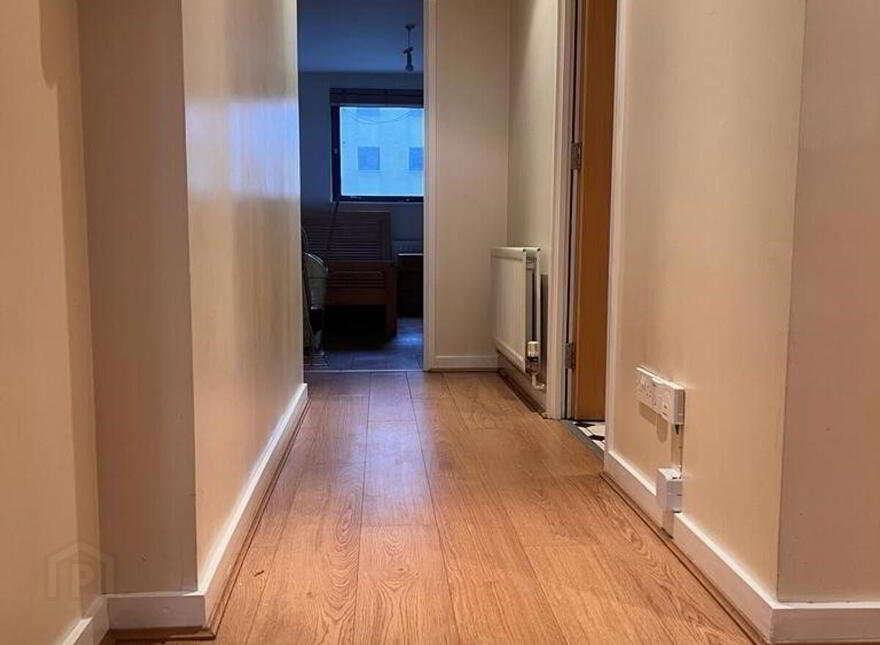 82 Queens Square, Belfast, BT1 3FF