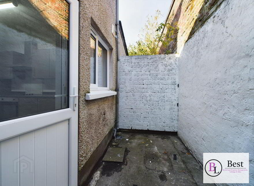 3 Carson Street, Larne, BT40 1SF