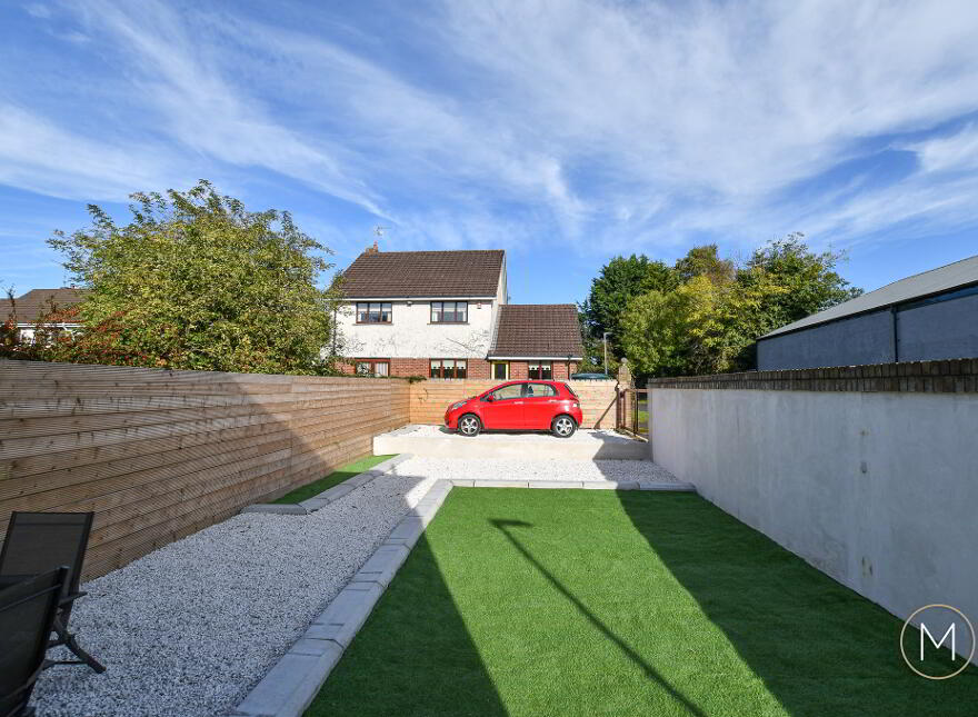 72 Oriel Road, Antrim, BT41 4HR