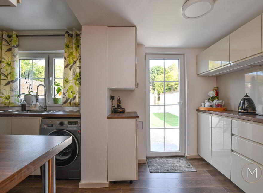 72 Oriel Road, Antrim, BT41 4HR