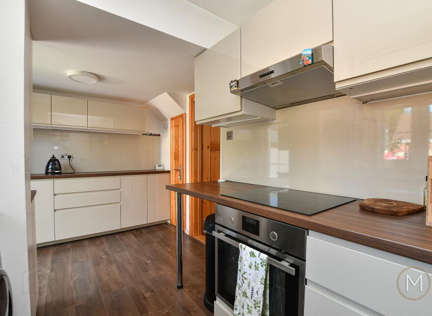 72 Oriel Road, Antrim, BT41 4HR
