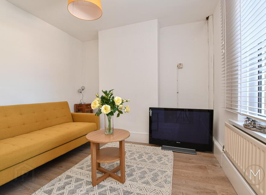 72 Oriel Road, Antrim, BT41 4HR