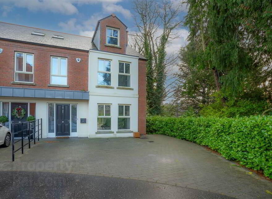 11 Montpelier Park, Malone Road, Belfast, BT9 5RS photo