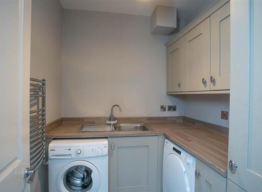 11 Montpelier Park, Malone Road, Belfast, BT9 5HP