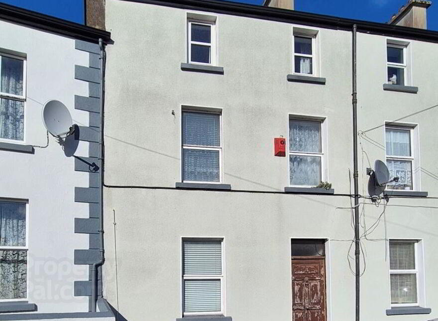 8 Convent Terrace ( Mcdermott St), Ballina, Mayo, F26A4P6 photo