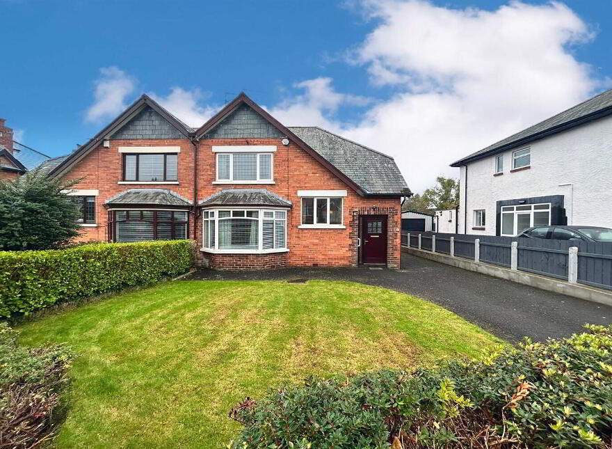 7 Coolmoyne Park, Belfast, BT15 5HG photo