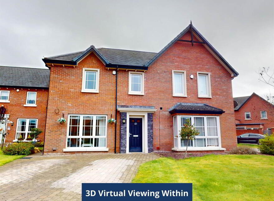 27 Meadow Crescent, Lisburn, BT28 3RN photo