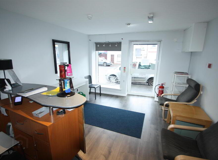 2 Lisburn Street, Ballynahinch, BT24 8BD