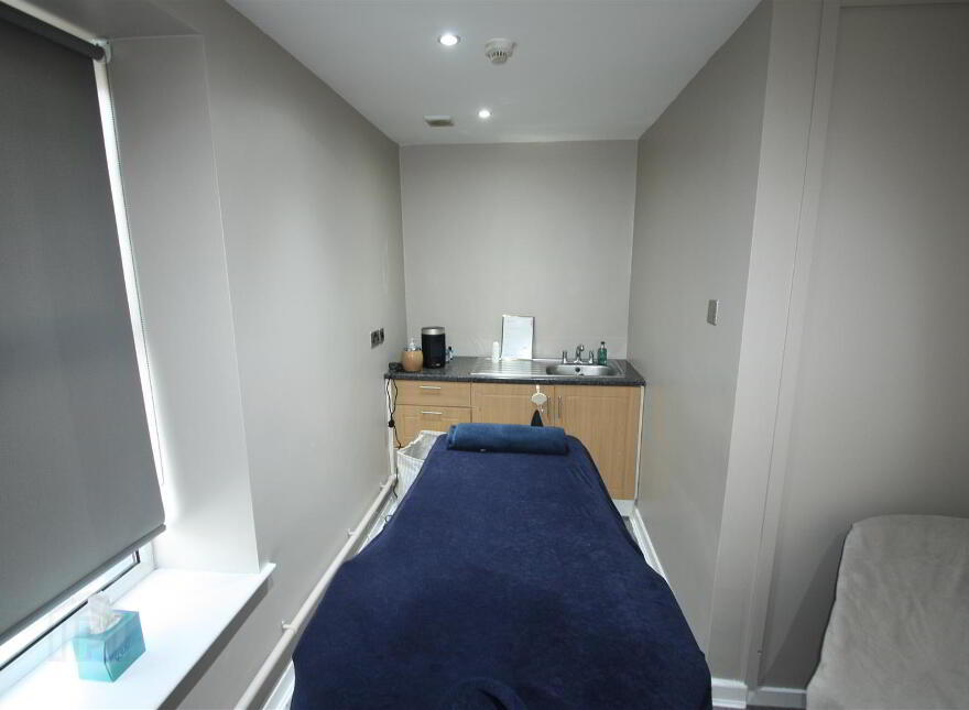 2 Lisburn Street, Ballynahinch, BT24 8BD