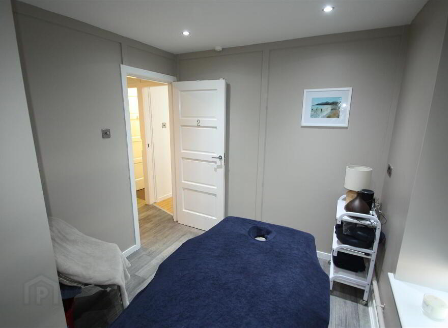 2 Lisburn Street, Ballynahinch, BT24 8BD