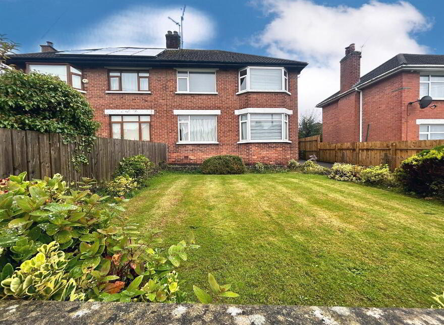 47 Strathmore Park South, Belfast, BT15 5HJ photo