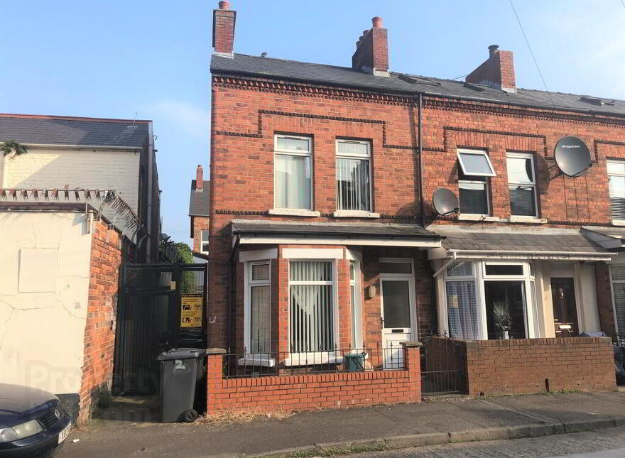 2 Hatton Drive, Woodstock Road, Belfast, BT6 9BD photo