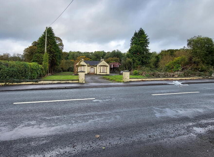 Ballymote Road, Tubbercurry