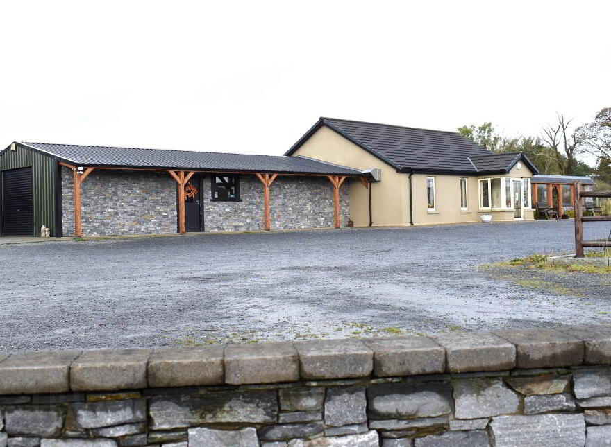 Bells Hill Farm Shop & Tea Room, 123 Downpatrick Road, Crossgar, Downpatrick, BT30 9EH