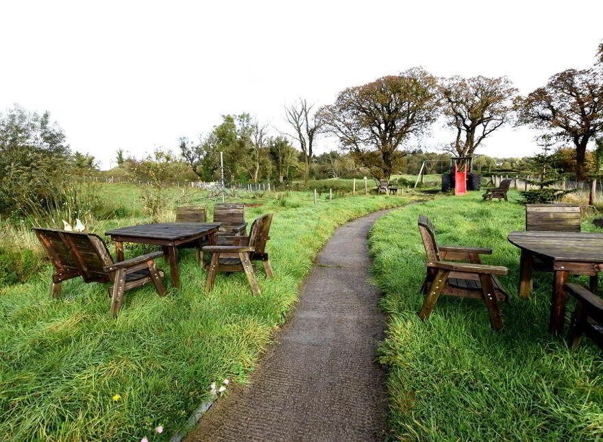 Bells Hill Farm Shop & Tea Room, 123 Downpatrick Road, Crossgar, Downpatrick, BT30 9EH