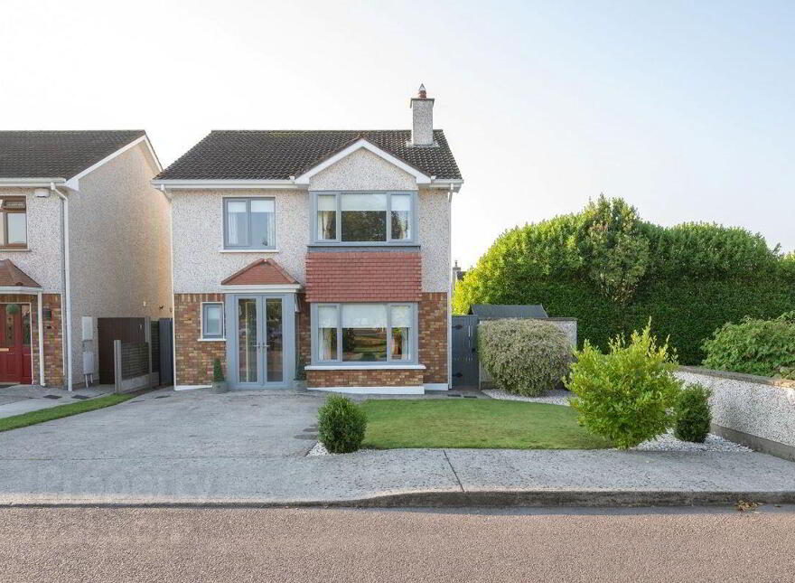 32 Firgrove, Herons Wood, Carrigaline photo