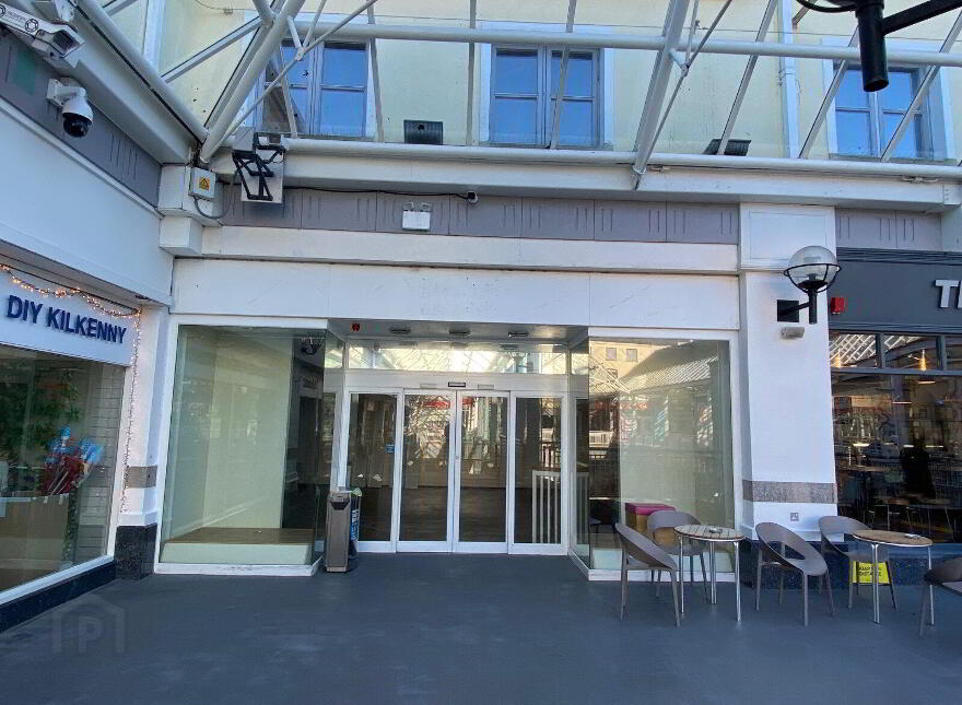 32 Market Cross Shopping Centre, Kilkenny Town, R95DC65