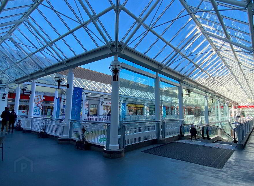32 Market Cross Shopping Centre, Kilkenny Town, R95DC65