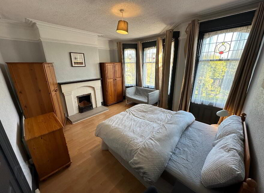 Colenso Parade, Belfast, BT9 5AN