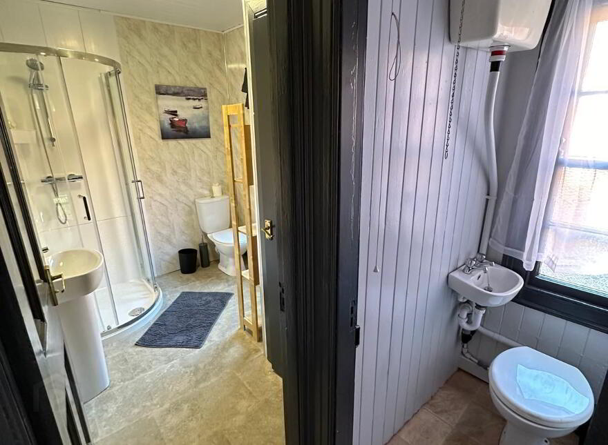 Room 5, 25 Colenso Parade, Belfast, BT9 5AN
