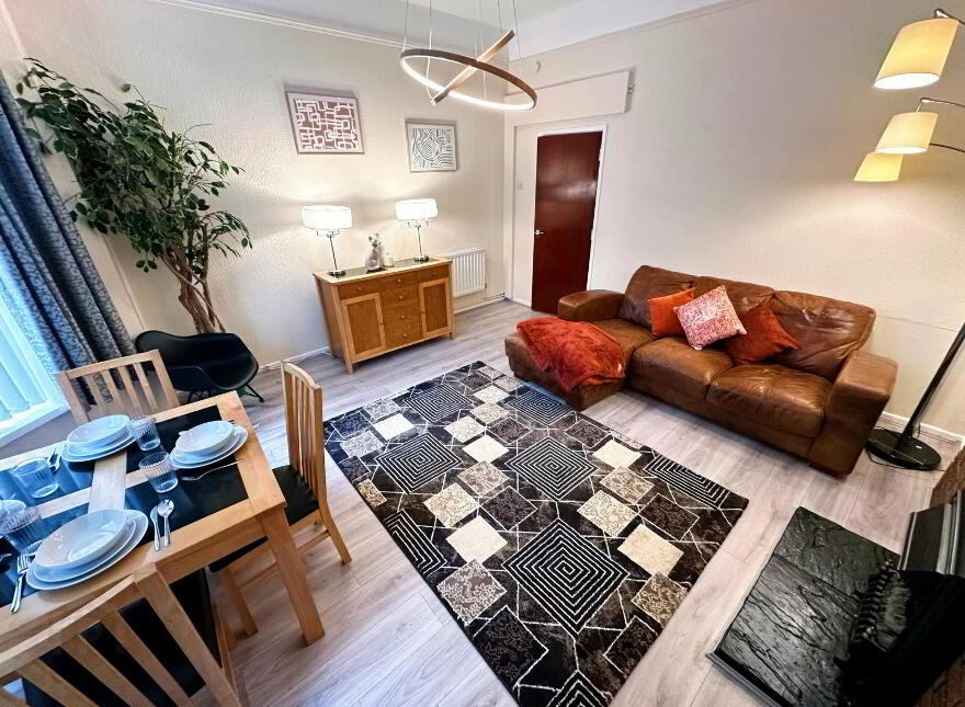 18 Rosemount Gardens, Belfast, BT15 5AG
