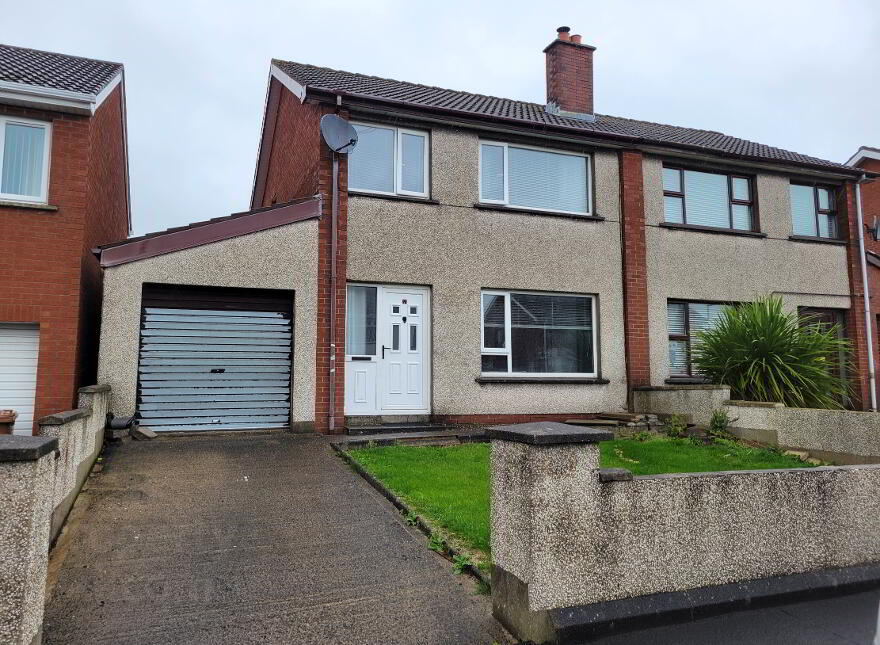 7 Greenland Grove, Larne, BT40 1DP photo