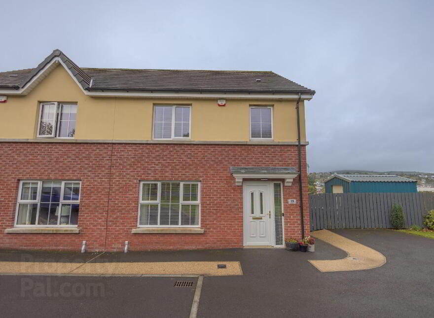 19 Chapel Hill, Newry, BT34 2EL photo