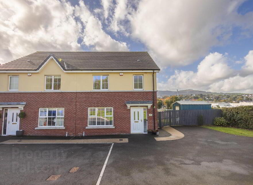 19 Chapel Hill, Newry, BT34 2EL photo