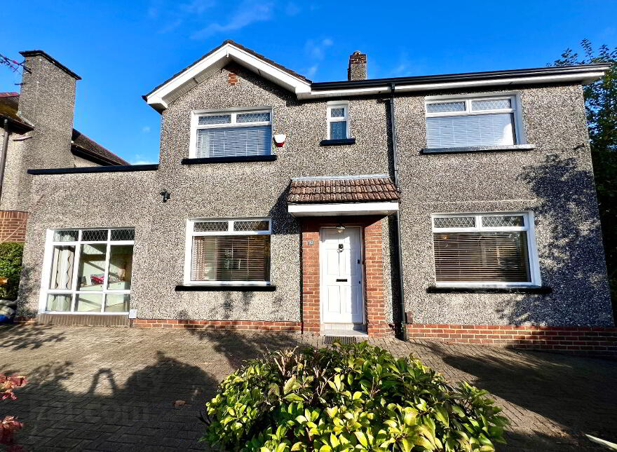 16 Aberfoyle Crescent South, Derry, BT48 7PF photo