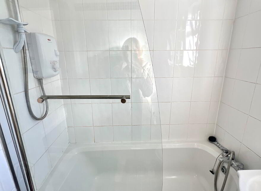 16 Aberfoyle Crescent South, Derry, BT48 7PF