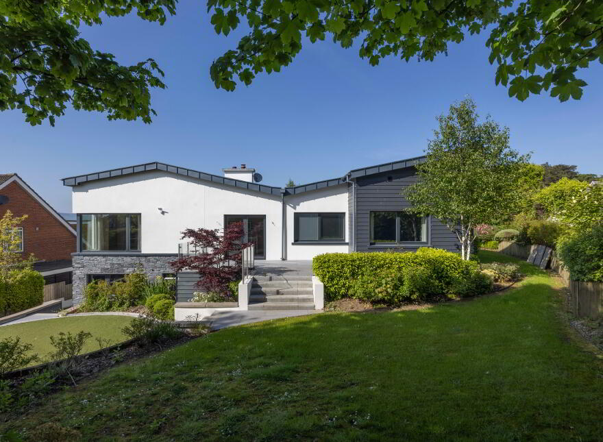 2 Kintyre Avenue, Holywood, BT18 0LY photo