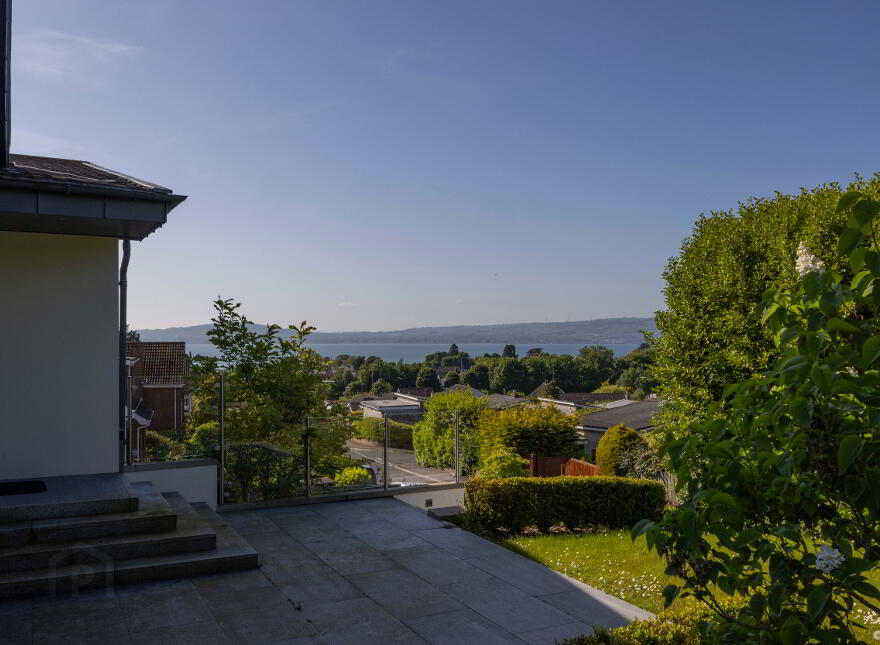 2 Kintyre Avenue, Holywood, BT18 0LY