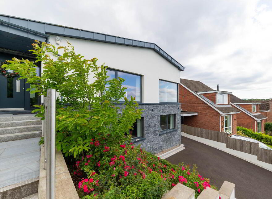 2 Kintyre Avenue, Holywood, BT18 0LY