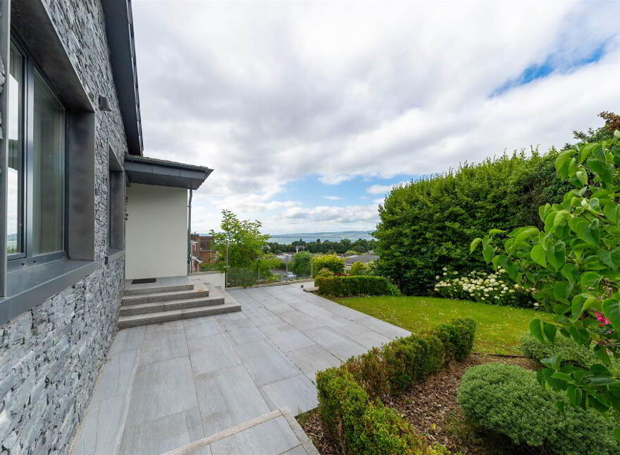 2 Kintyre Avenue, Holywood, BT18 0LY