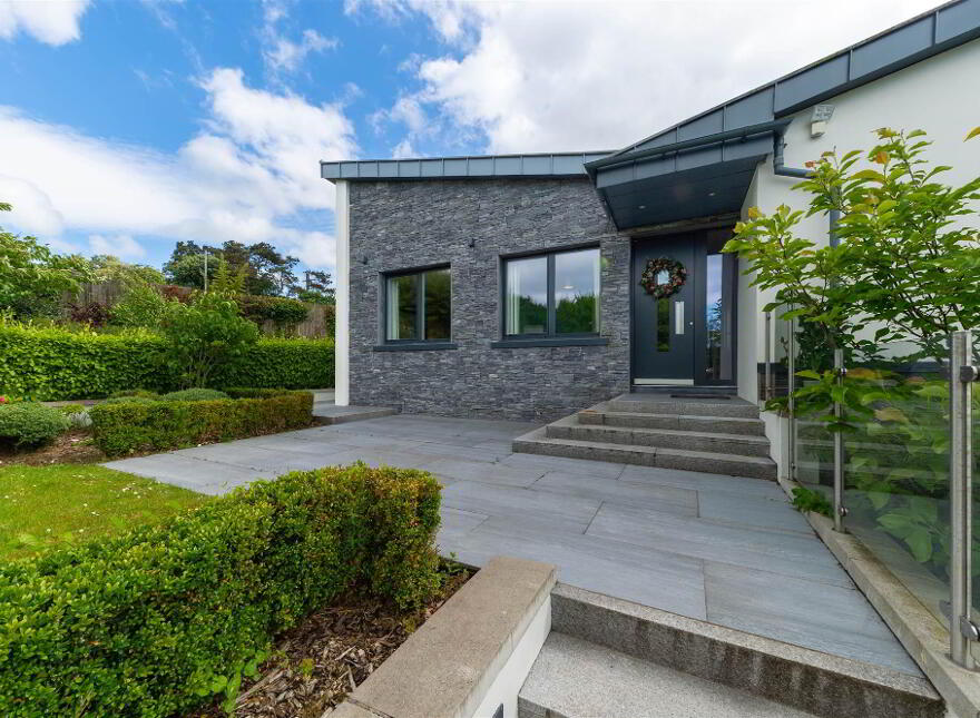 2 Kintyre Avenue, Holywood, BT18 0LY