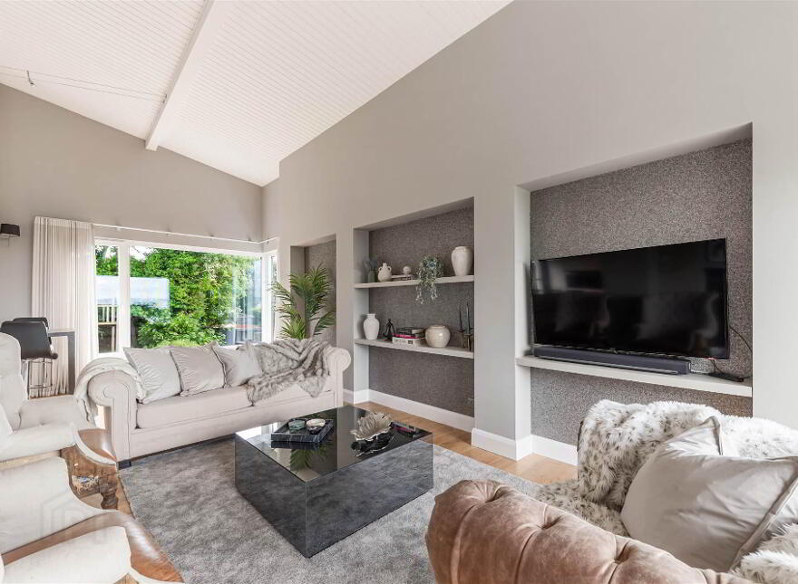 2 Kintyre Avenue, Holywood, BT18 0LY