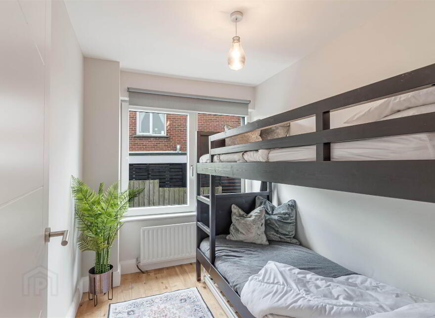 2 Kintyre Avenue, Holywood, BT18 0LY