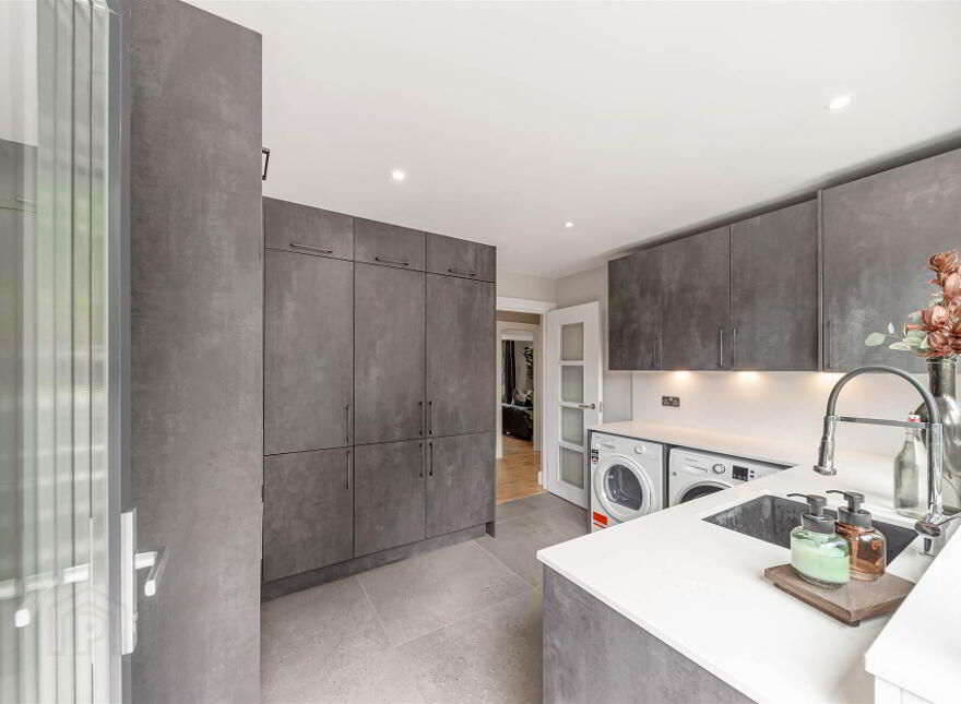 2 Kintyre Avenue, Holywood, BT18 0LY